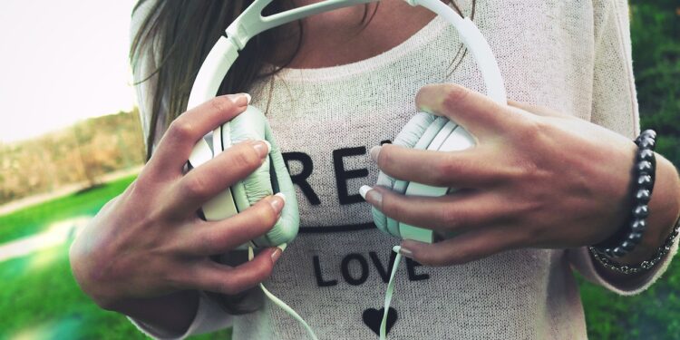 Astrologia e Música: Descubra a trilha sonora que representa seu signo