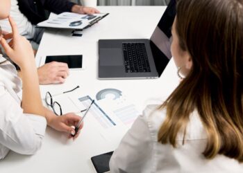 Gêmeos e a Comunicação